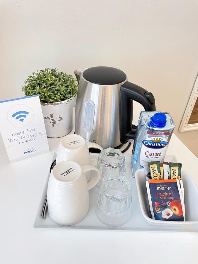 Barcelona Bed & Breakfast Dusseldorf Bagian luar foto