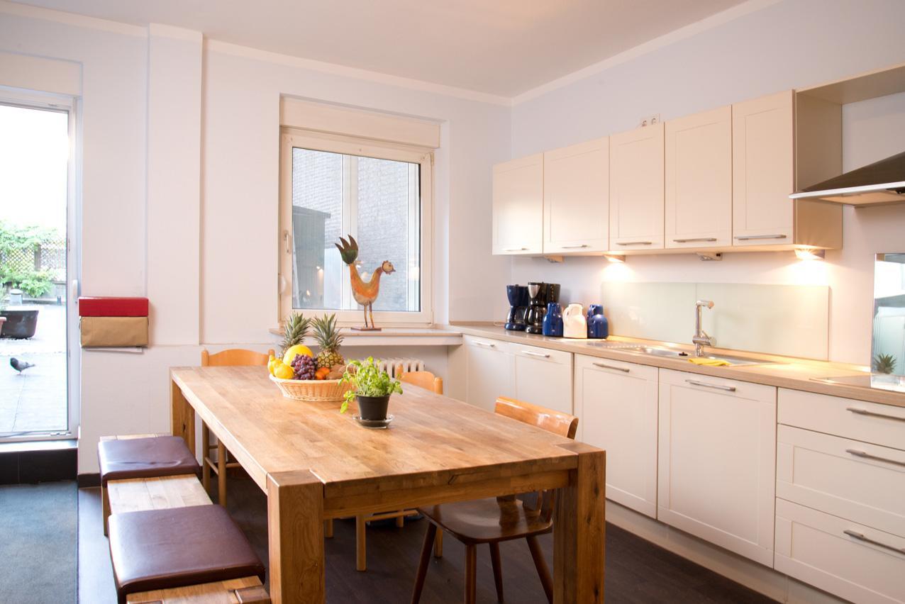 Barcelona Bed & Breakfast Dusseldorf Bagian luar foto